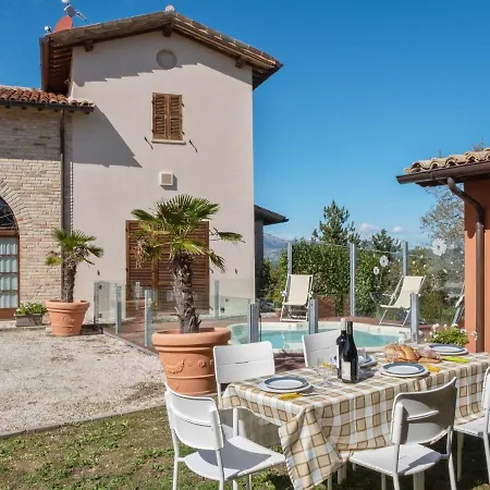 Holiday home Belvilla By Oyo Borgo Tre Sant'Angelo in Vado