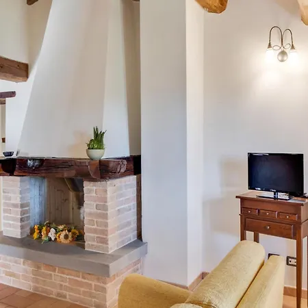 Authentic Marche Hideaway 펜션 *