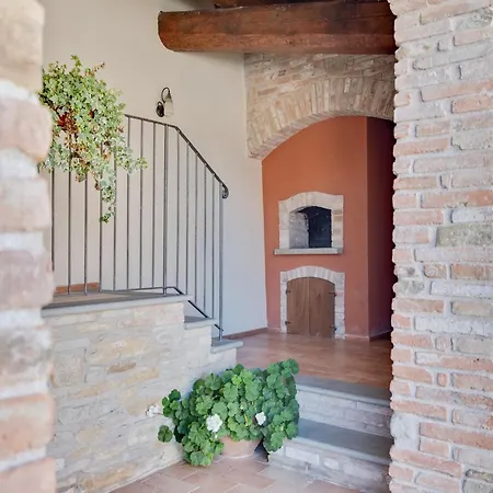 Hébergement de vacances Authentic Marche Hideaway *