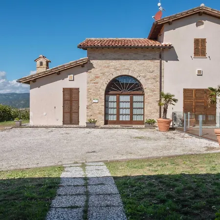 Authentic Marche Hideaway